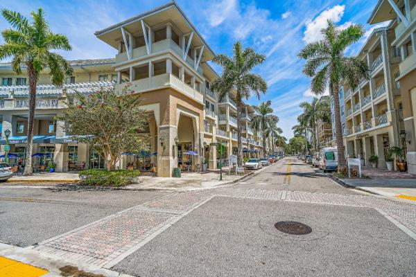 Village At Abacoa, 1080 University Blvd #21, Jupiter, Florida 33458, image 1