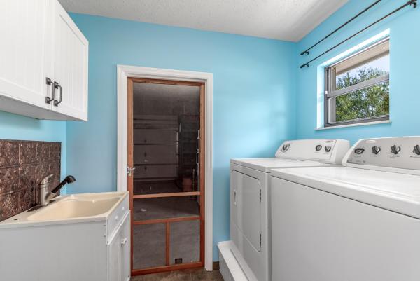 2501 SW Maplewood Dr, Florida 34990, image 3