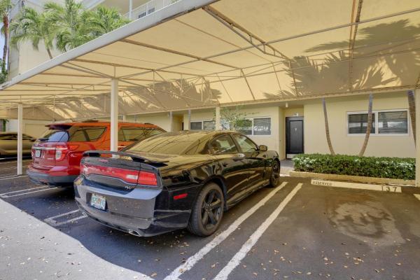 Bermuda Cay, 621 E Woolbright Rd #103, Boynton Beach, Florida 33435, image 3