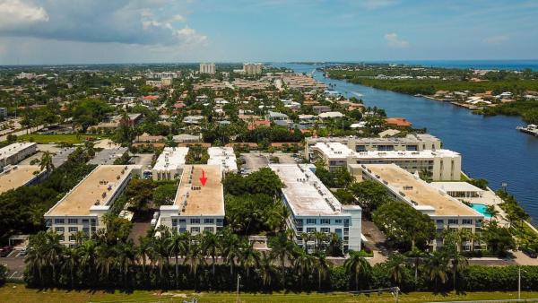 Bermuda Cay, 621 E Woolbright Rd #103, Boynton Beach, Florida 33435, image 2