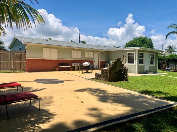 Lake Osborne Estates, 5676 Lake Geneva Dr, Lake Worth, Florida 33461, image 1