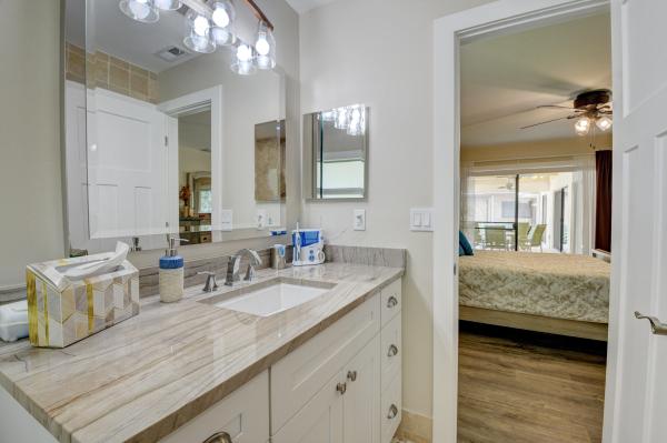 Coco Wood Lakes, 14942 Sand Pebble Ln, Delray Beach, Florida 33484, image 3