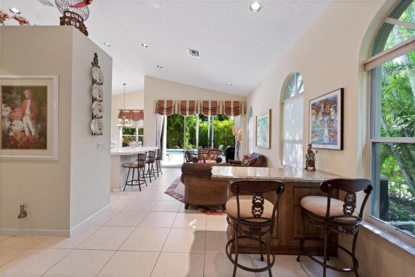 Imperial Isle At Wycliffe, 10910 Royal Devon Way, Lake Worth, Florida 33449, image 2