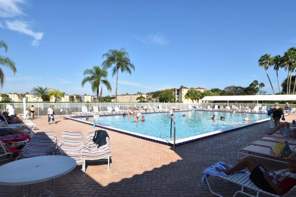 Huntington Pointe, 6096 Huntwick Ter #306, Delray Beach, Florida 33484, image 3
