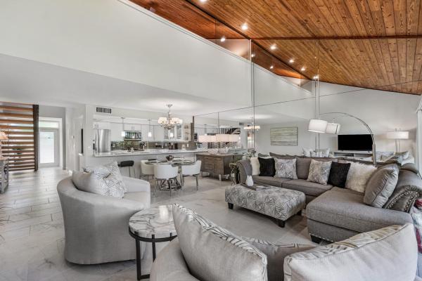 Patio Homes, 313 Old Meadow Way, Palm Beach Gardens, Florida 33418, image 1