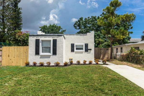 Kelsey City, 823 Bayberry Dr, Lake Park, Florida 33403, image 1