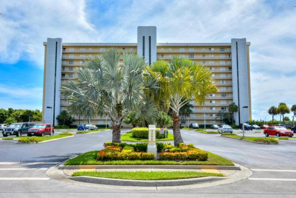 Sea Palms, 3200 N Highway A1a #605, Fort Pierce, Florida 34949, image 1