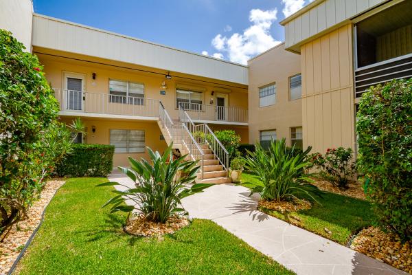 Normandy At Kings Point, 310 Normandy G, Delray Beach, Florida 33484, image 2