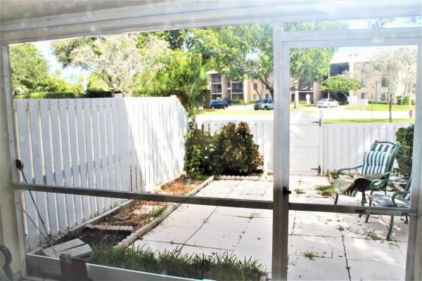 The Charter Club Of Palm Beach, 210 Foxtail Dr #A, Greenacres, Florida 33415, image 1