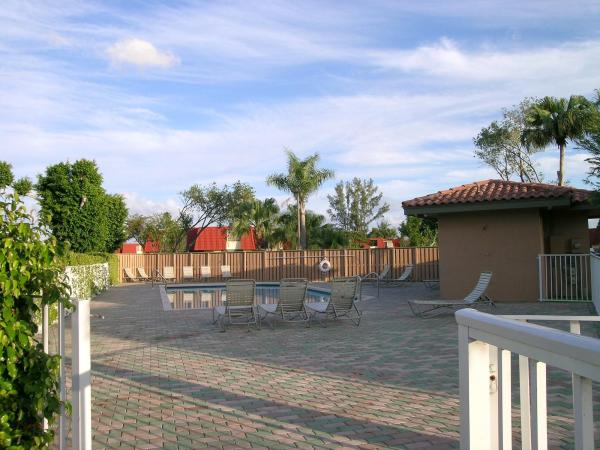 Banyan Lake, 8075 Severn Dr #C, Boca Raton, Florida 33433, image 3
