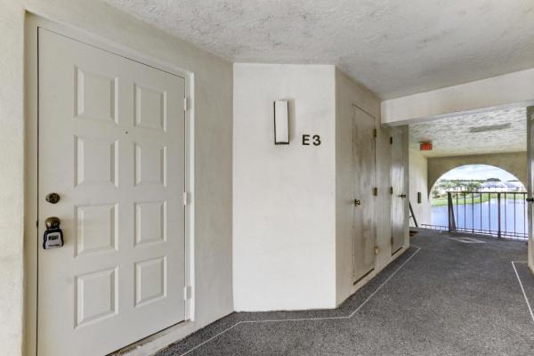 The Palm Club, 1110 Green Pine Blvd #E3, West Palm Beach, Florida 33409, image 2
