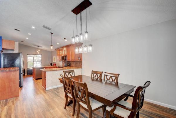 Barton Creek Village, 6392 Barton Creek Cir, Lake Worth, Florida 33463, image 1
