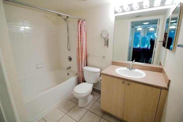 Mirabella Villas, 212 Villa Cir, Boynton Beach, Florida 33435, image 3