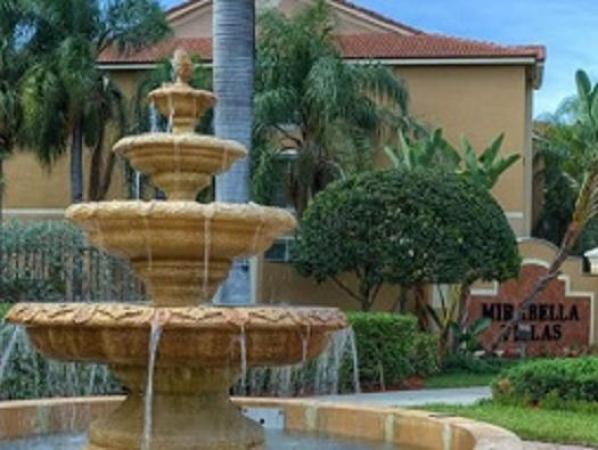 Mirabella Villas, 212 Villa Cir, Boynton Beach, Florida 33435, image 2