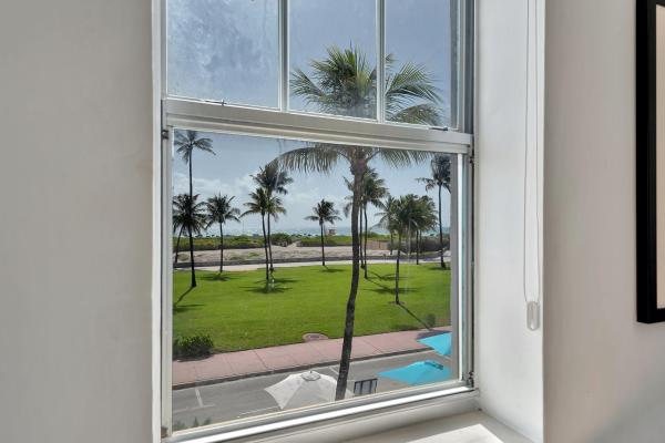 The Strand On Ocean Drive, 1060 Ocean Dr #D202, Miami Beach, Florida 33139, image 2
