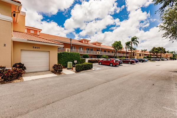 Regal Shores South At Coral Lakes, 5914 Regal Glen Dr #207, Boynton Beach, Florida 33437, image 3