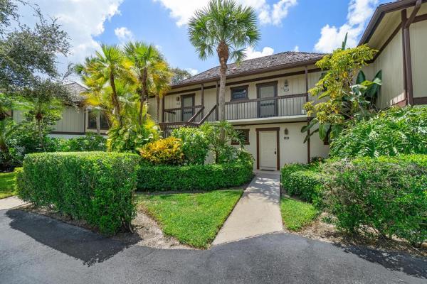 Bagattelle, 13334 Polo Club Rd #224, Wellington, Florida 33414, image 2