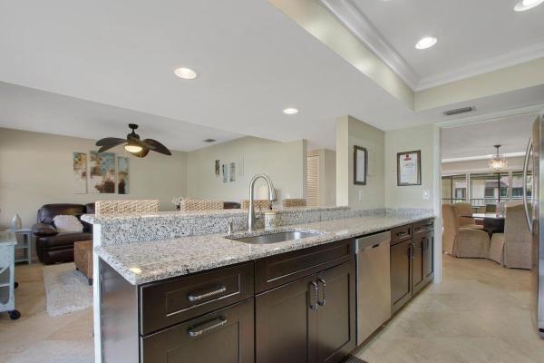 Courtyard, 1100 Surf Rd #205, Riviera Beach, Florida 33404, image 2