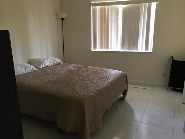 Huntington Towers, 7380 S Oriole Blvd #103, Delray Beach, Florida 33446, image 2