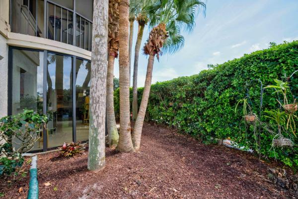 Waterbend At Jonathan's Landing, 16885 Waterbend Dr #177, Jupiter, Florida 33477, image 1