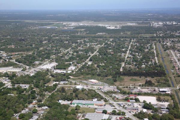 407 Angle Rd, Fort Pierce, Florida 34947, image 2