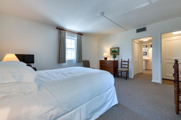 Villa Del Sur, 226 Brazilian Ave #2c, Palm Beach, Florida 33480, image 1