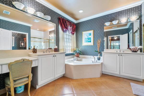 Valencia Shores, 8306 Sandpiper Glen Dr, Lake Worth, Florida 33467, image 1