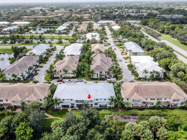 Hampton Cay, 7243 Oxford Ct, Palm Beach Gardens, Florida 33418, image 2