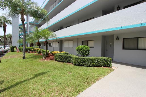 Fairway Club, 4725 Lucerne Lakes Blvd E #412, Lake Worth, Florida 33467, image 1