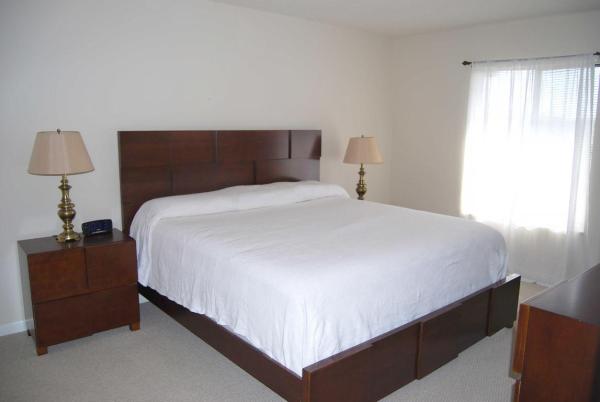 Pine Ridge North 2, 616 Sea Pine Way #B3, Greenacres, Florida 33415, image 1