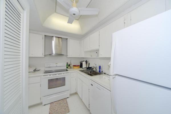 The Cove, 2784 S Ocean Blvd, Palm Beach, Florida 33480, image 1