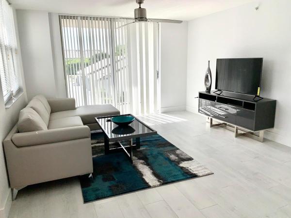Highland Beach Club, 3594 S Ocean Blvd #201, Highland Beach, Florida 33487, image 2