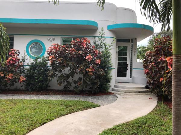 Moss & Heisler, 508 N St, West Palm Beach, Florida 33401, image 2