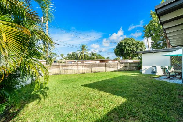 Lake Osborne Estates, 1616 Osborne Cir, Lake Worth, Florida 33461, image 2