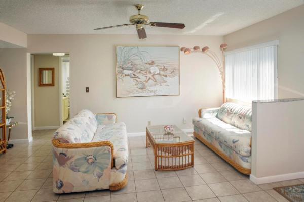 Evergreen At Las Verdes, 5310 Las Verdes Cir #318, Delray Beach, Florida 33484, image 2
