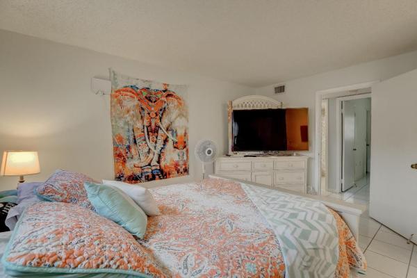 Chateau De Ville, 441 SE 10th St #104D, Dania Beach, Florida 33004, image 1