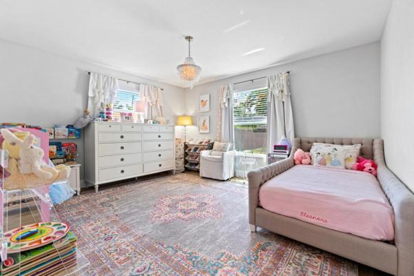 Homewood, 334 Glenn Rd, West Palm Beach, Florida 33405, image 2