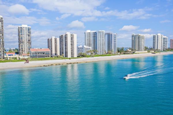 Cote D'Azur, 4200 N Ocean Dr #1-706, Riviera Beach, Florida 33404, image 1