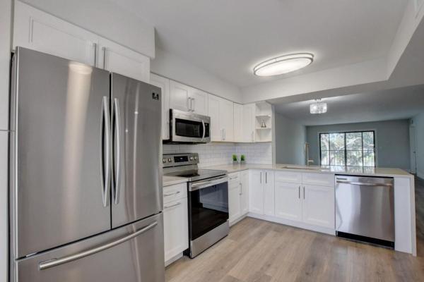 Huntington Pointe, 6149 Pointe Regal Cir #308, Delray Beach, Florida 33484, image 3