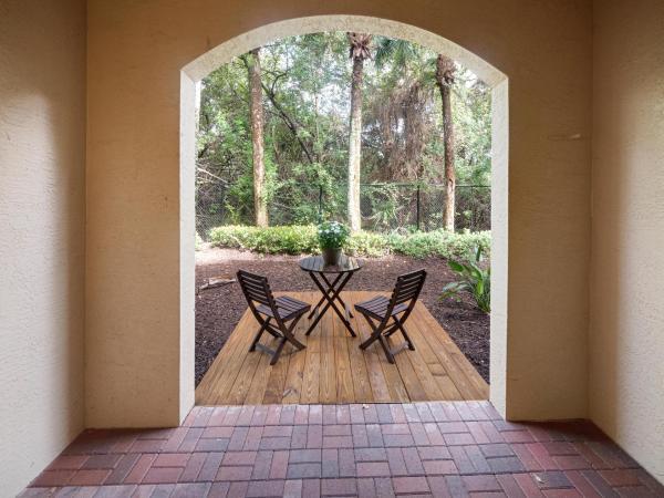 Legends At The Gardens, 4871 Bonsai Cir #105, Palm Beach Gardens, Florida 33418, image 2