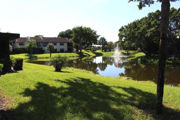The Vistas Of Boca Lago, 21160 Juego Cir, Boca Raton, Florida 33433, image 3