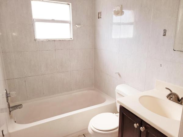 Colonial Estates, 522 Colonial Rd, West Palm Beach, Florida 33405, image 3