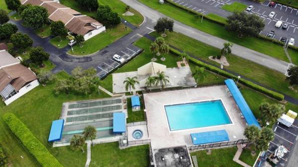 Coconut Palm At Las Verdes, 5280 Las Verdes Cir #118, Delray Beach, Florida 33484, image 1