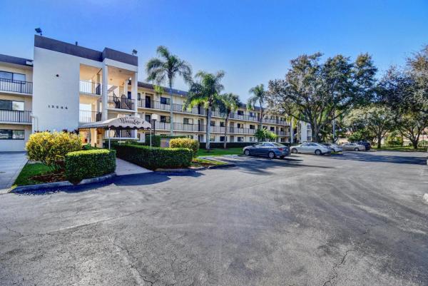 Watersedge At Lakes Of Delray, 15244 Lakes Of Delray Blvd #308, Delray Beach, Florida 33484, image 1