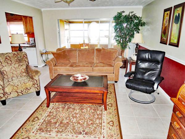 High Point Of Fort Pierce, 623 Pines Knoll Dr #A, Fort Pierce, Florida 34982, image 3