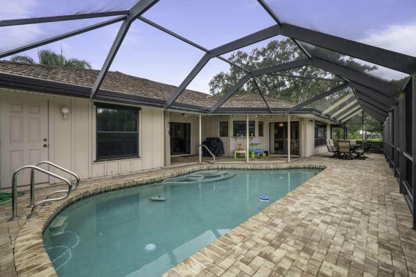 The Shores Of Jupiter, 18439 Lake Bend Dr, Jupiter, Florida 33458, image 1