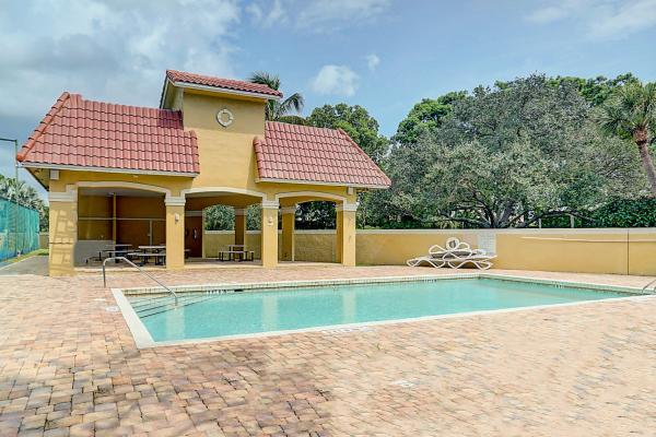 Stonebriar At Maplewood, 109 Augusta Ct, Jupiter, Florida 33458, image 2