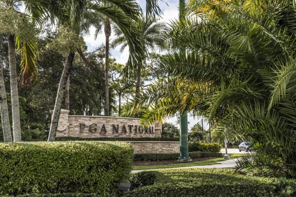 Prestwick Chase, 465 Prestwick Cir, Palm Beach Gardens, Florida 33418, image 3