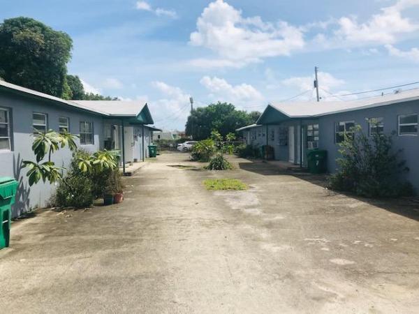 Acrehome Park, 2300 Avenue S #5, Riviera Beach, Florida 33404, image 3
