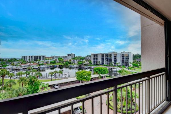 Yacht & Racquet Club Of Boca Raton, 2701 N Ocean Blvd #6070, Boca Raton, Florida 33431, image 1